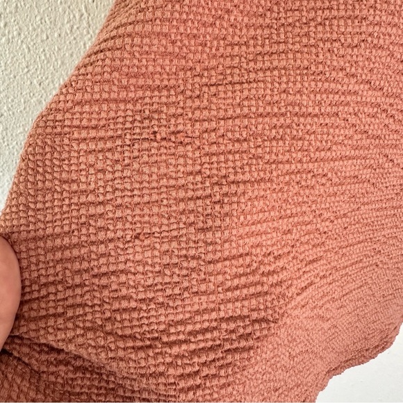 Torrid Textured Knit Off Shoulder Babydoll Top Ash Rose Womens Size 3X - Picture 7 of 8